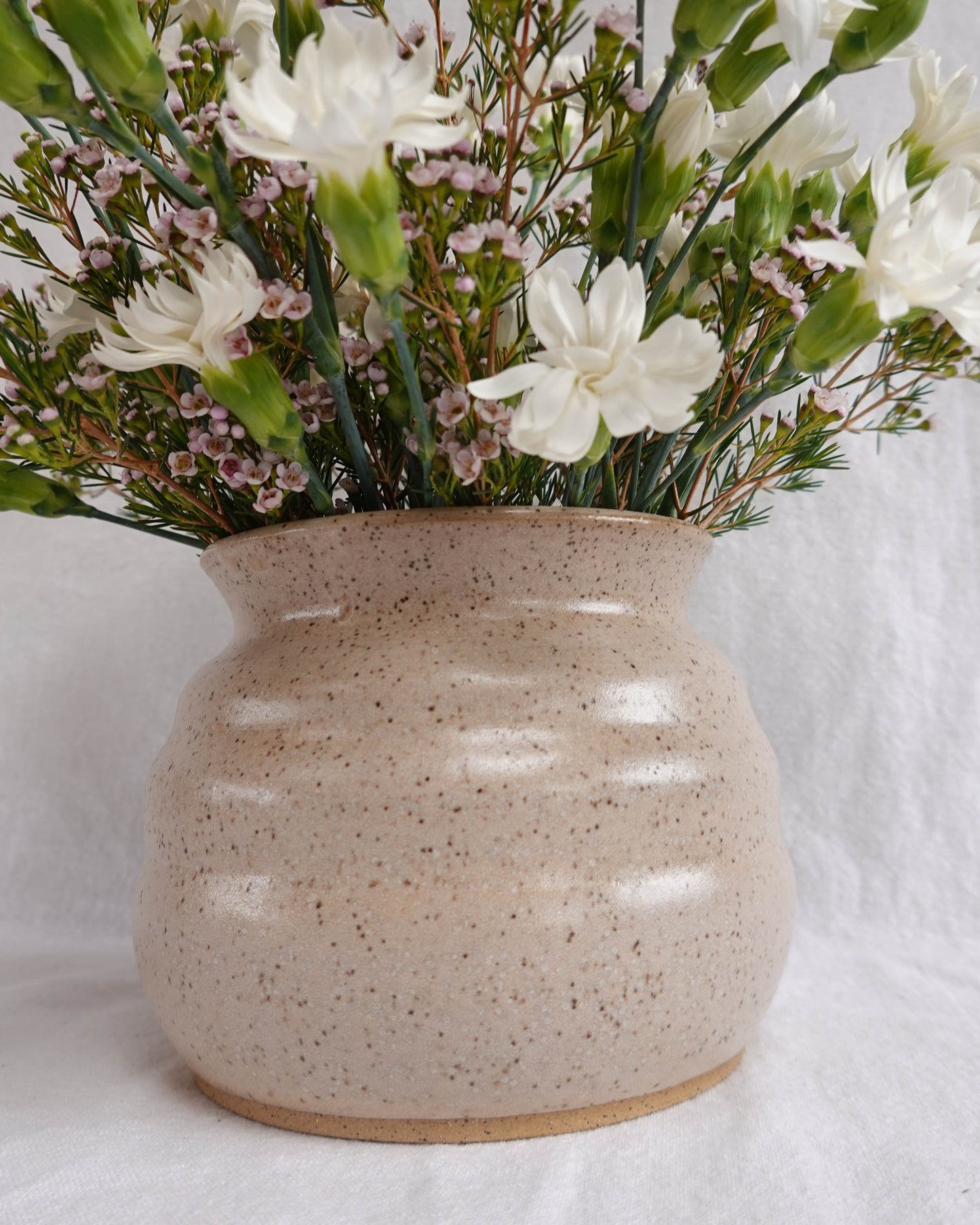 Rippled Speckled Vase / Utensil Crock