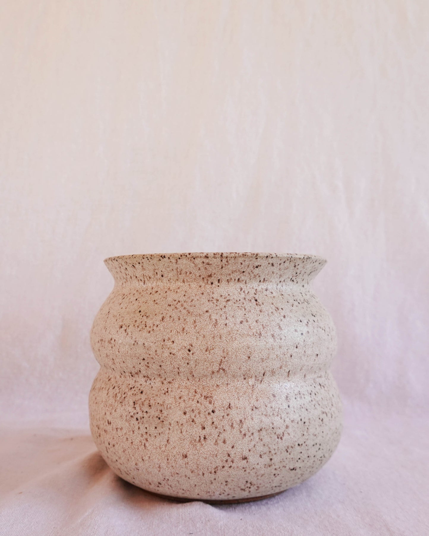 Creamy Speckles Bubbly Vase / Utensil Crock