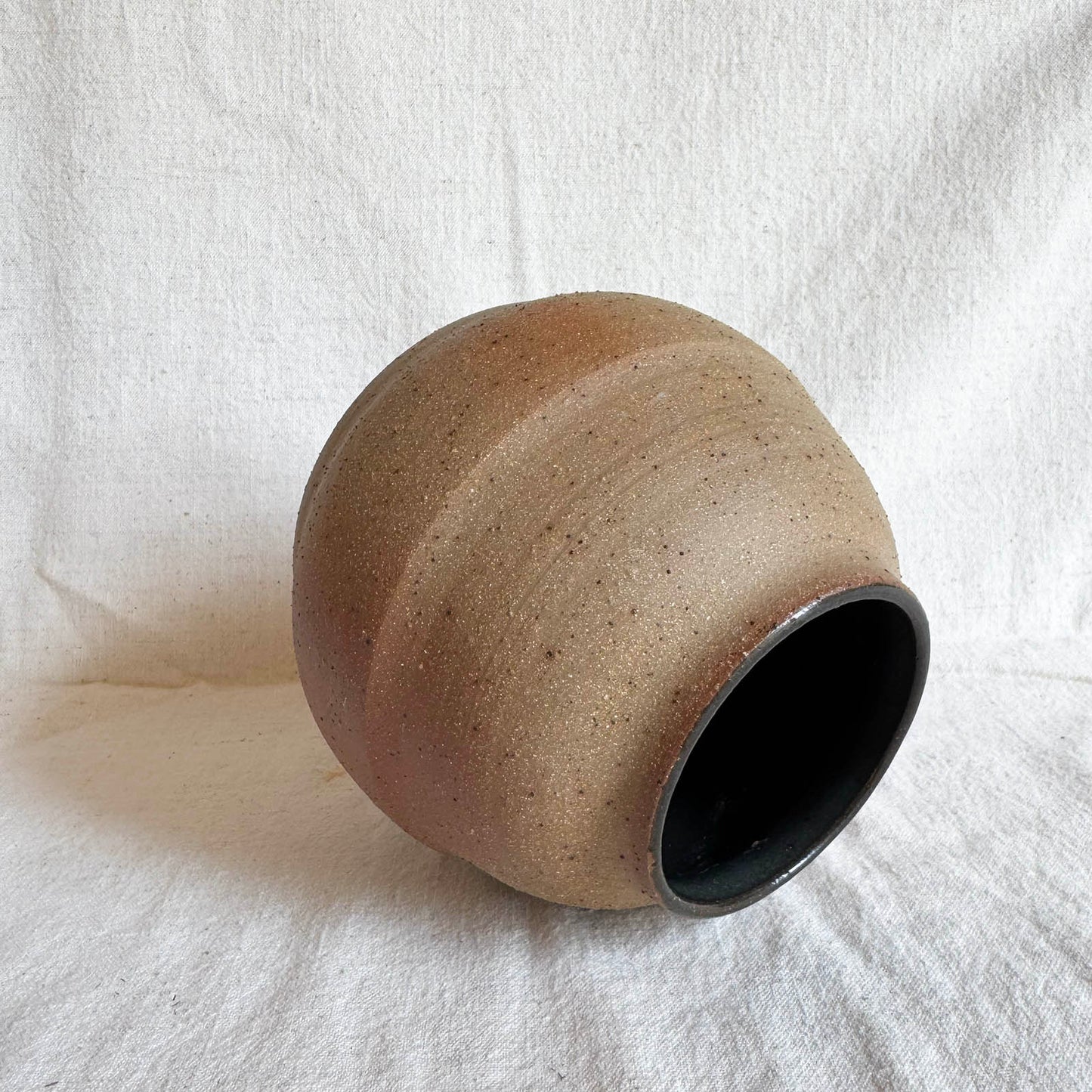 heat-kissed speckled round vase
